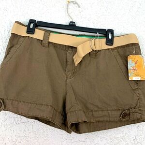 UNIONBAY SHORTS WITH BELT size 11